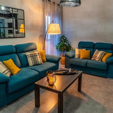 Apartamentos Turisticos El Altozano Fuentes de León Dış mekan fotoğraf