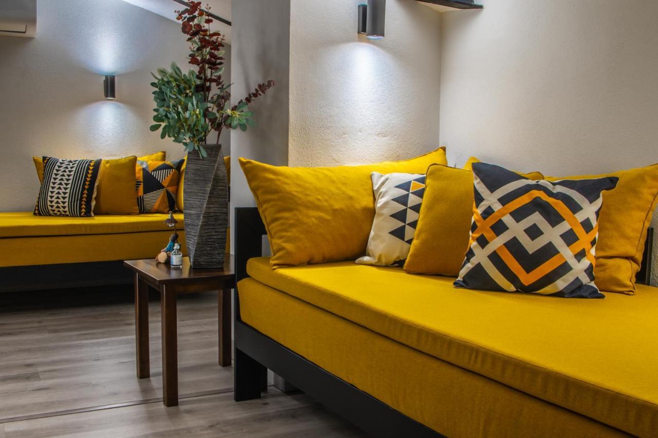 Apartamentos Turisticos El Altozano Fuentes de León Dış mekan fotoğraf